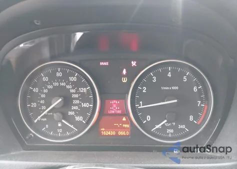 2009 BMW 328 Xi z USA, uszkodzony, nr VIN WBAWC33589PC87926